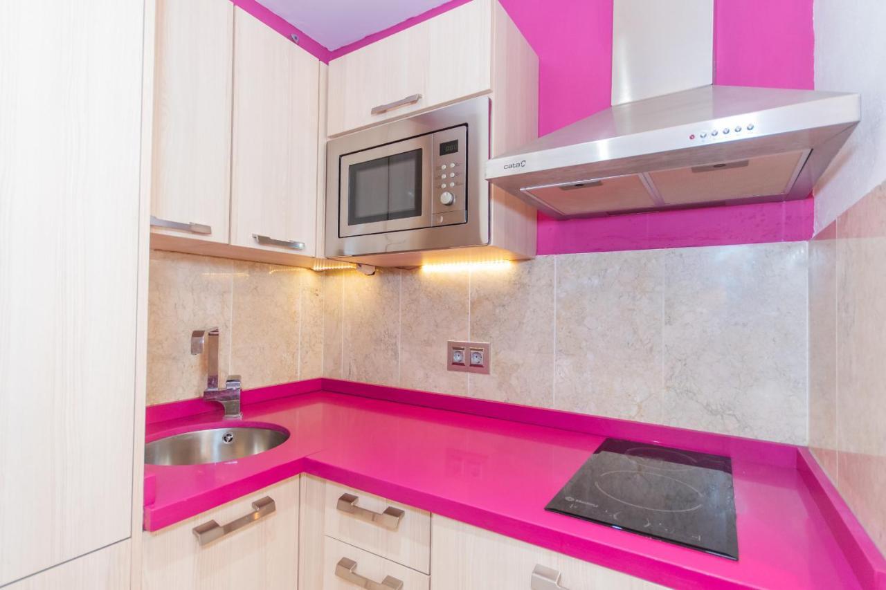 Cubo's Estudio Carreteria 33 2a * Malaga