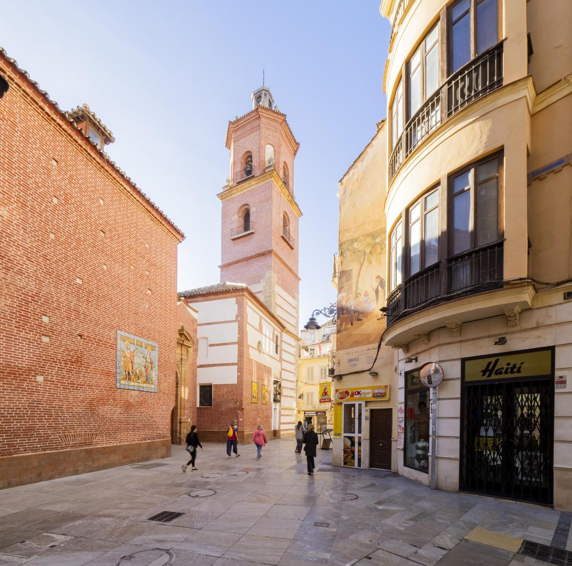 Cubo's Estudio Carreteria 33 2a Malaga